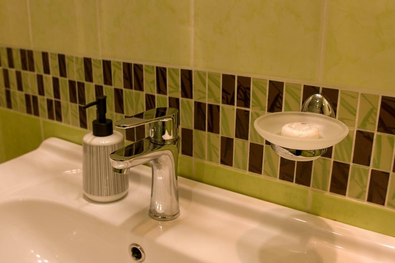 Luxusni Apartman Nmnm Family Nove Mesto na Morave Ngoại thất bức ảnh
